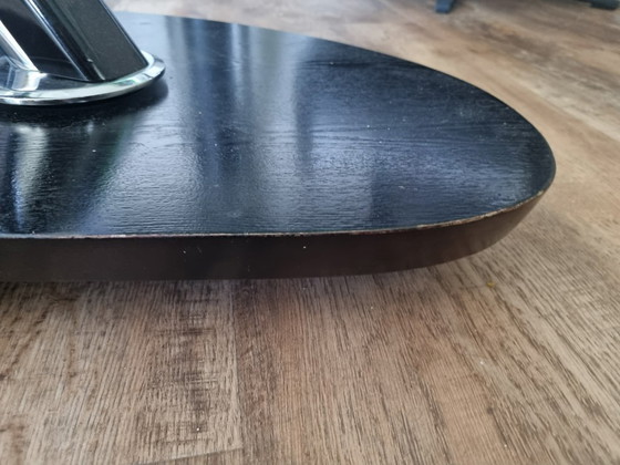 Image 1 of Tavolino con piano in vetro organico