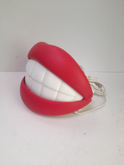 Ikea Flabb pop-art mondlamp