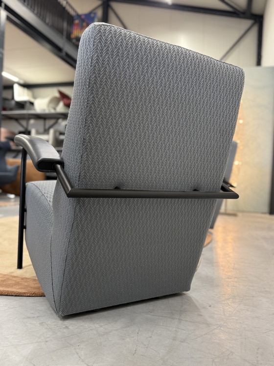 Image 1 of 2 poltrone Leolux Scylla in tessuto di alta qualità