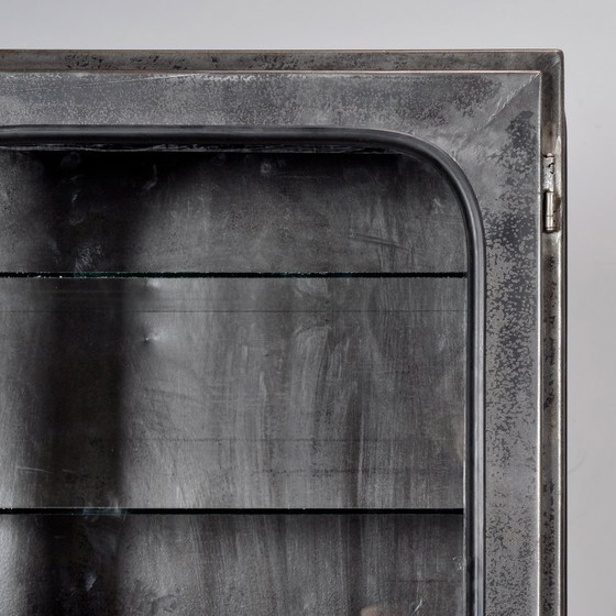 Image 1 of Armoire médicale vintage, années 1970