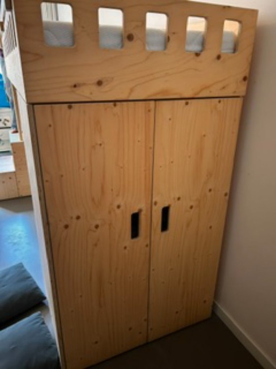 Alles in één: Prachtige hoogslaper met slimme kasten – Eenpersoonsbedden, Wood (photo 14 of 14)