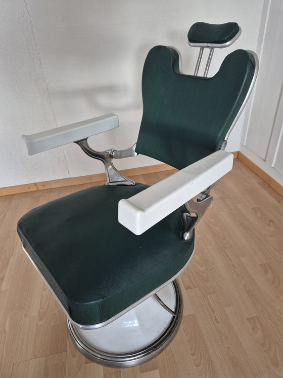 Image 1 of Scheerstoel, kappersstoel