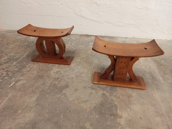 Image 1 of Set di 2 sgabelli Ashanti, africani