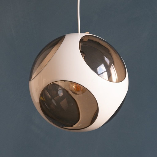 Runde, weiße, riesige Hängelampe im futuristischen Insektenaugen-Design