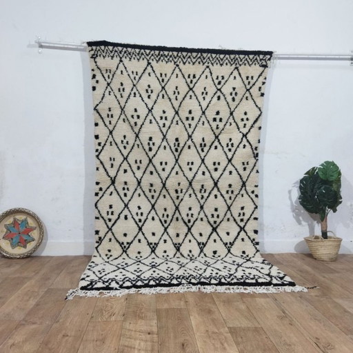 Authentiek Marokkaans Beni Ourain-tapijt 250 x 140 cm – Handgemaakt Berber wollen tapijt