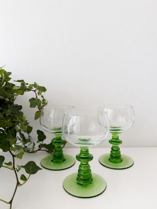 Set aus 3 Vintage-Weingläsern mit grünem Fuß – glazen karaffen, Glass
