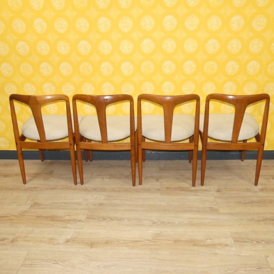 Image 1 of Set von 4 Teak Stühlen "Juliane" dining chairs Johannes Andersen, Uldum Møbelfabrik danish design denmark mid century retro 
