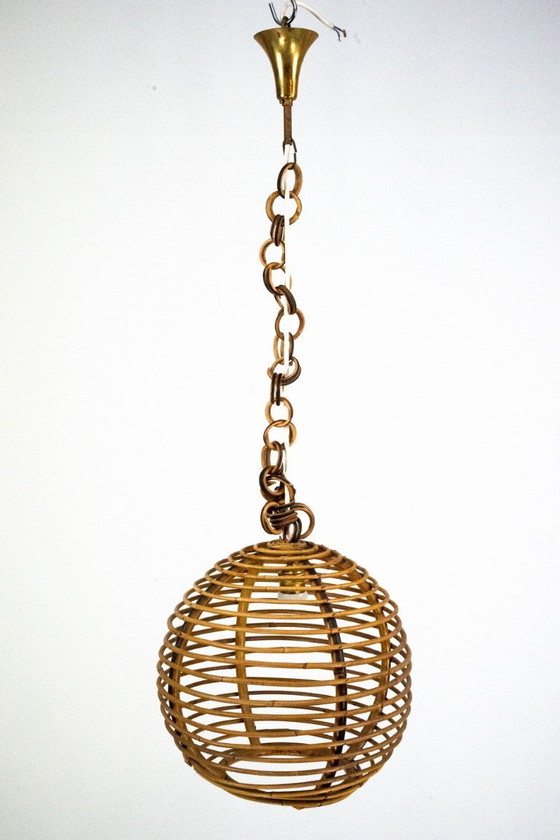 Image 1 of Vintage Italiaanse bamboe bolkroonluchter uit de jaren 1950