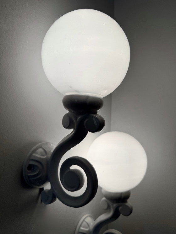 Image 1 of Appliques fonte opaline années 70