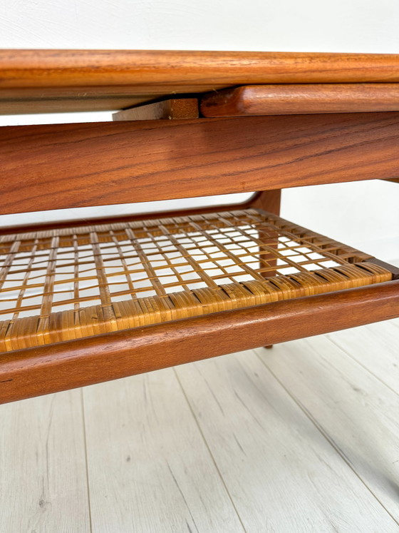 Image 1 of 1960s Vintage Danish Mid-Century Extendable Teak Coffee Table by Trioh Møbler