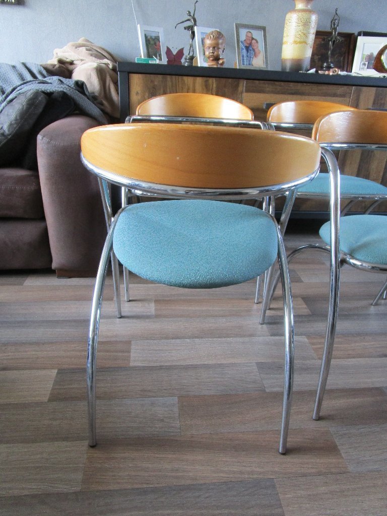 Neat vintage Italian Effezeta chairs | €300 | Whoppah