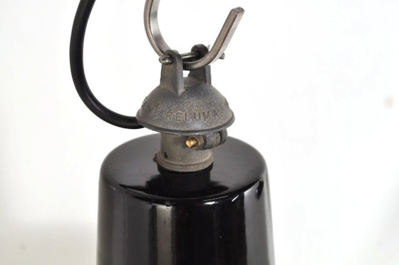 Ensemble de Lampes Industrielles Reluma, années 1940 – Suspensions, Metal (photo 4 of 10)