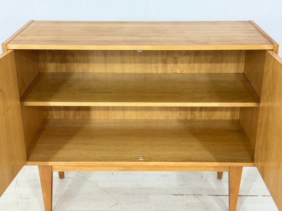 Image 1 of Cómoda Hellerau serie 602 – diseño clásico de mediados de siglo – fresno