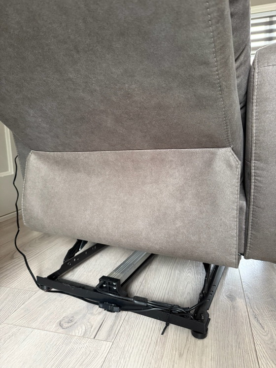 Poltrona elettrica ABILDSKOV, Jysk, Poltrone, Poliestere, Grigio (foto 10 di 10)