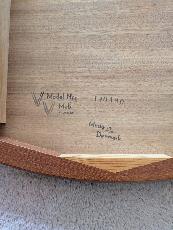 Image 1 of Table de salle à manger ronde extensible vintage en teck danois