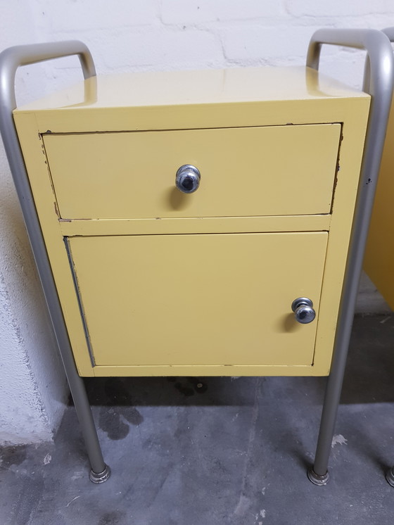 Image 1 of 2 comodini Auping 1936