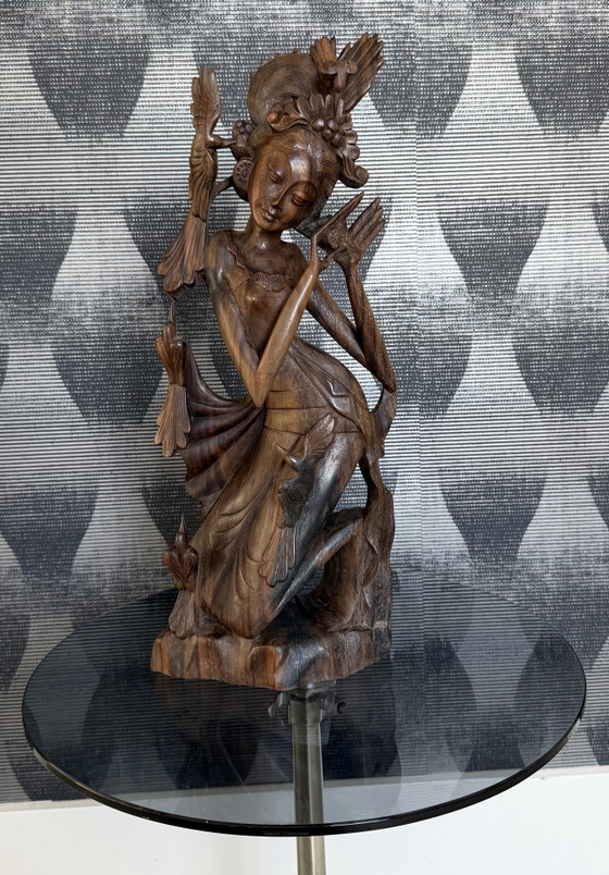 Large Vintage Balinese Hand-Carved Wood Sculpture – Goddess Dewi Sri (photo 10 of 10)