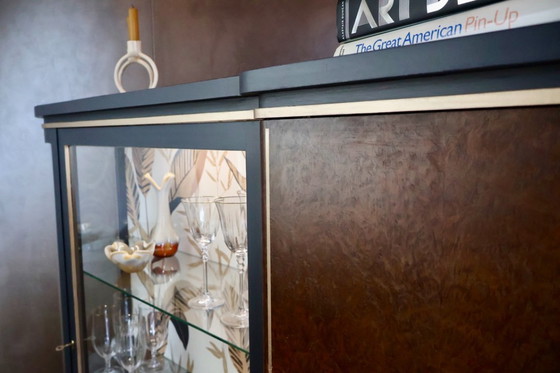 Image 1 of Mobile Art Déco con vetrina in vetro curvo – Restaurato, impiallacciatura in radica, illuminazione