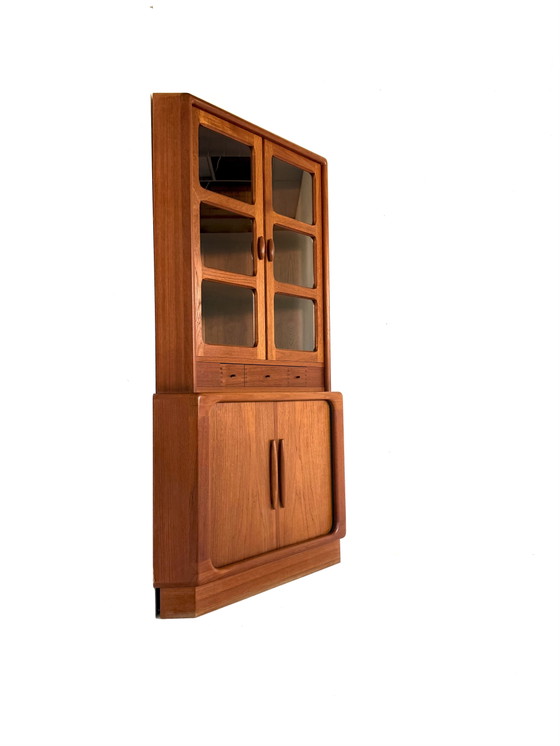 Vetrina ad angolo vintage in teak, Dyrlund anni '70 – Vetrine, Glass, Wood (photo 10 of 12)