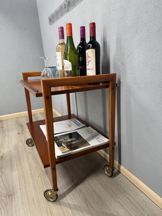 Image 1 of Chariot de service Mid Century Modern | design scandinave | ca. 1960