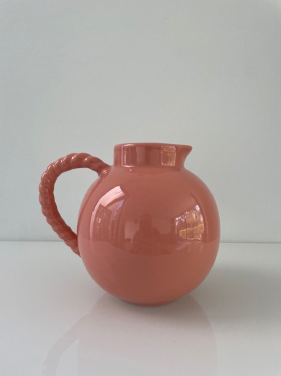 Brocca in ceramica rosa dalla forma bombata – Bicchieri e caraffe (photo 7 of 11)