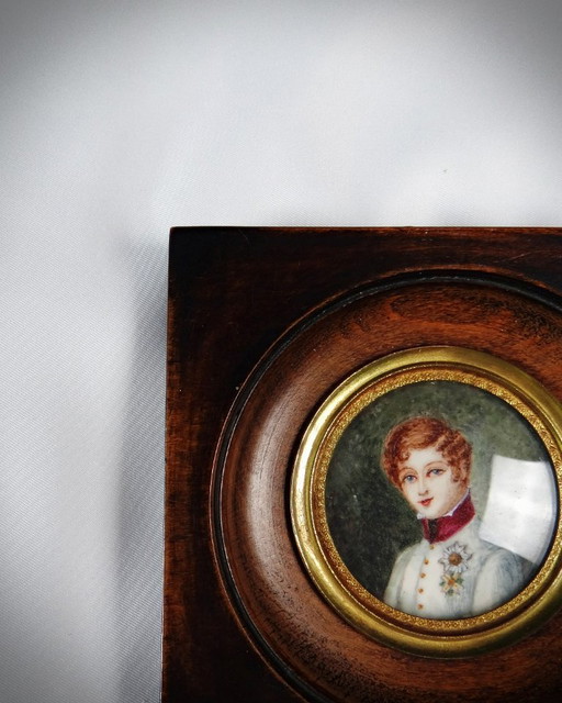 Portrait miniature Tondo Napoleon II officer hand-painted gouache 19th century