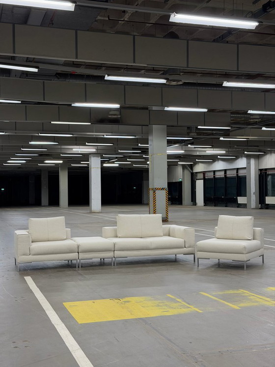 Image 1 of Design sur Stock Aikon Lounge