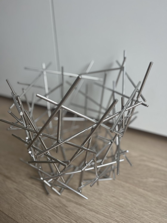 Image 1 of Corbeille Alessi esplode