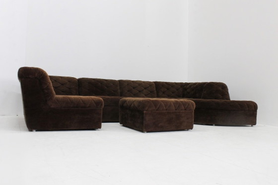 Divano componibile modulare vintage in velluto marrone anni '70 di Laauser, set di 7, Divani modulari, Tessile (foto 2 di 8)