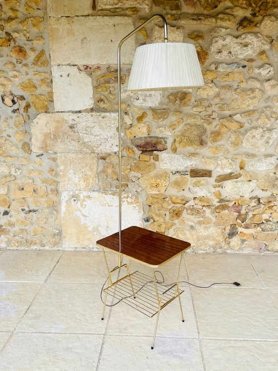 Mid-Century, Swivel,  Floor Lamp with Integrated Side Table, 1960s – Floor lights, Brass (photo 34 of 34)