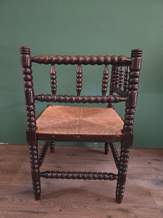 Vintage bobbin corner chair, small – Stools, Rattan, Wicker (photo 6 of 8)