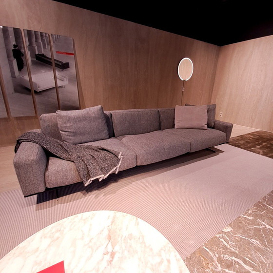 Image 1 of xxxx reused corner sofa