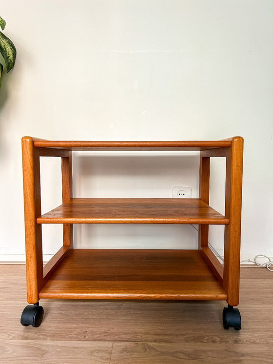 Image 1 of Vintage mid-century trolley gemaakt in Denemarken (teak)hout