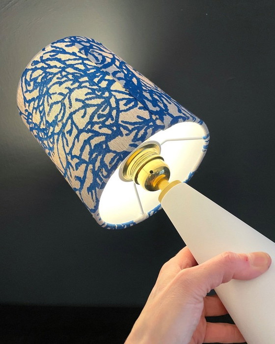 Image 1 of Porcelain table lamp coral blue