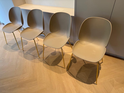 4x Gubi Beetle dining chair