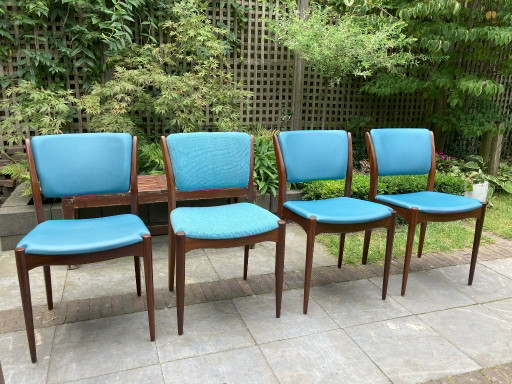 4 elegante Vintage Teak Esszimmerstühle 1960 Dutch Design