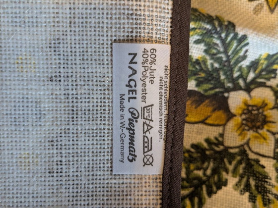 Image 1 of Seltene 60er–70er Jahre Vintage Weihnachts-Tischdecke von NAGEL Piepmatz – 100x100 cm