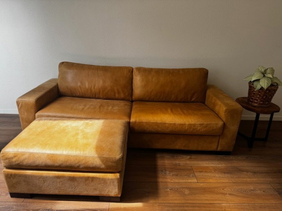 Image 1 of Canapé en cuir mangowood avec causeuse et pouf