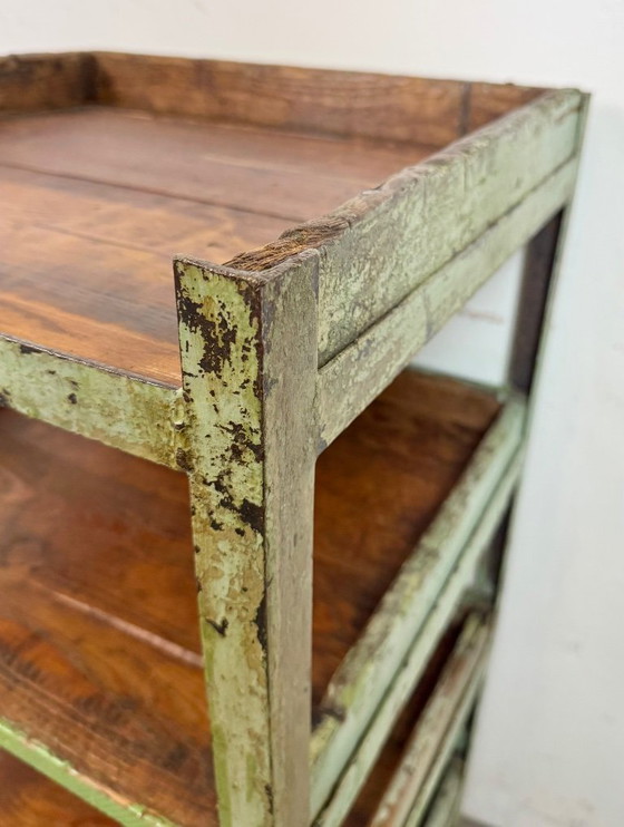 Image 1 of Scaffale industriale verde, anni '60