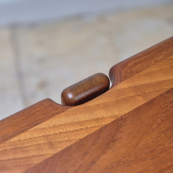 Image 1 of Niels Bach, table basse vintage danoise en teck restaurée