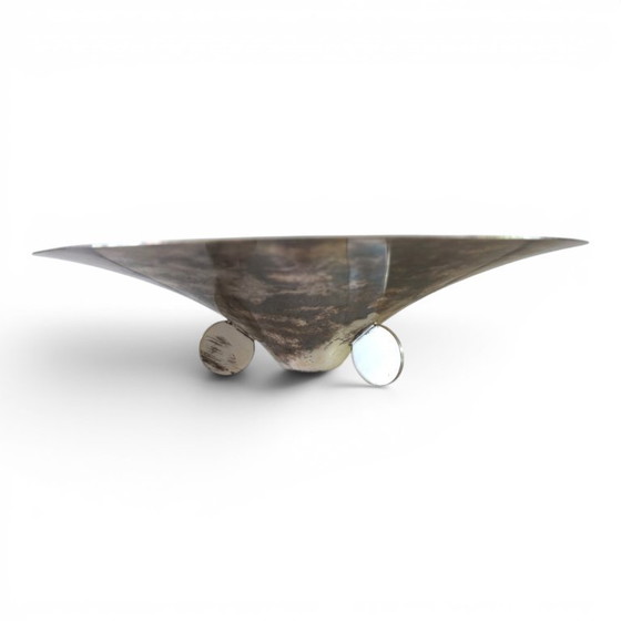 Image 1 of Ciotola scultorea Bauhaus WMF Ikora, in ottone argentato, realizzata da Paul Haustein nel 1920.