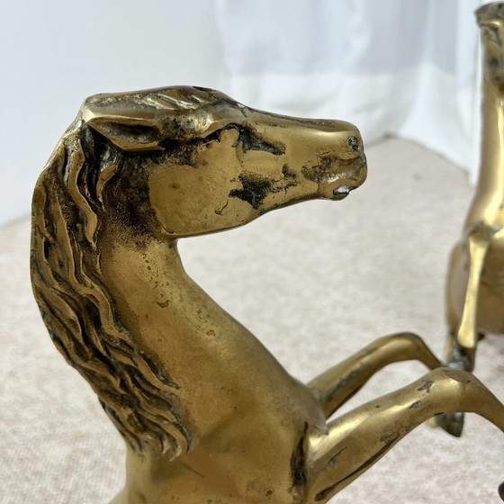 Couchtisch im Hollywood-Regency-Stil, 6 patinierte Messingpferde und Glasplatte, 1970 – Couchtische, Brass (photo 15 of 23)