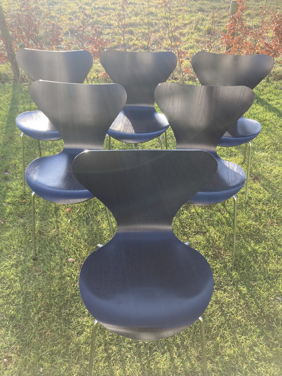 Image 1 of 6X series 7 Butterfly chair Franz Hansen for Arne Jacobsen