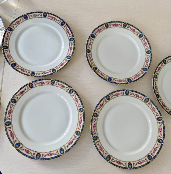 Image 1 of Set van 7 Limoges porseleinen borden, Frankrijk