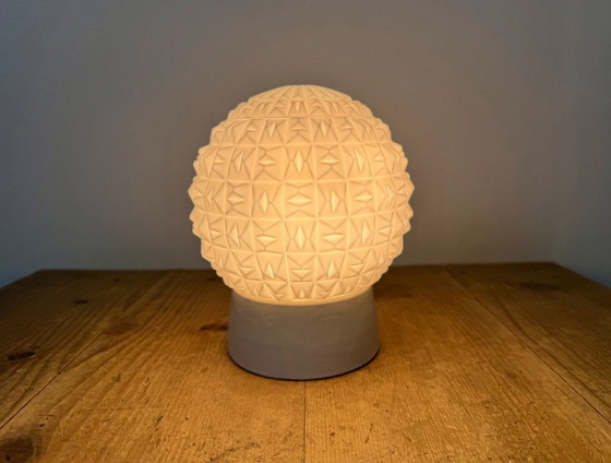 Vintage witte porseleinen plafondlamp, jaren 70 – Plafondlampen, Porcelain (photo 8 of 12)