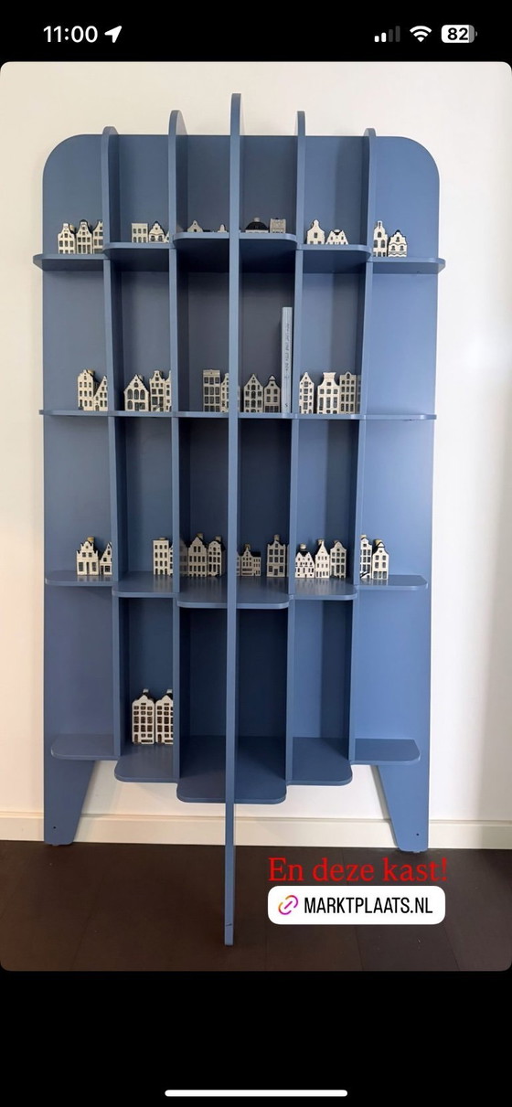 Image 1 of Armario Roderick Vos