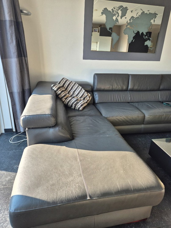 Image 1 of Sofá de cuero gris