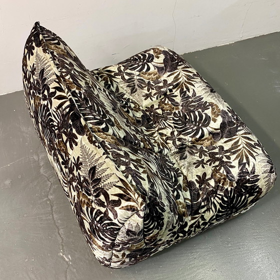 Image 1 of DN Design Luna loveseat