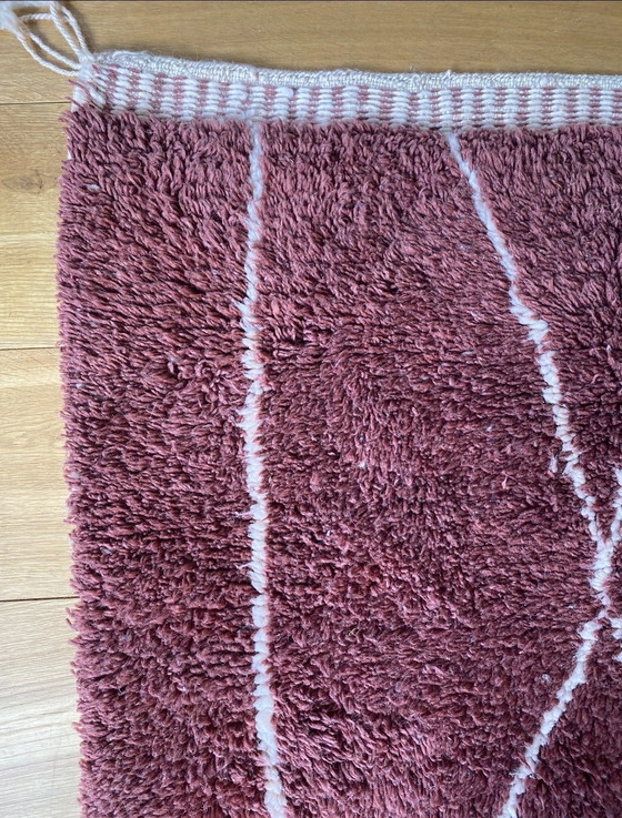 Image 1 of Abstract Berberrug Bordeaux wine 2.5/1.5