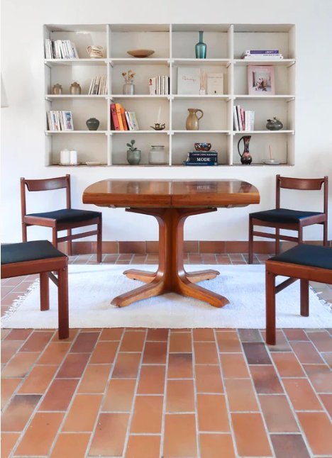 Baumann Scandinavian Extensible Table